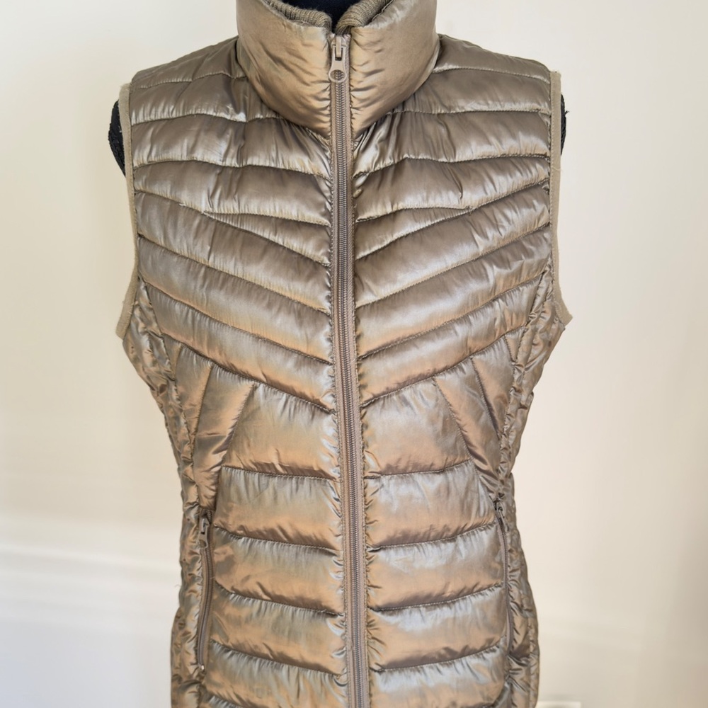 Bernardo Shimmering Silver Puffer Vest